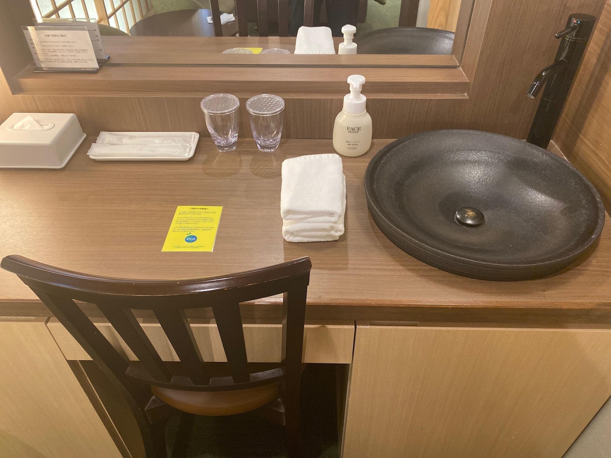 Akasaka Yoko Hotel Токио Экстерьер фото